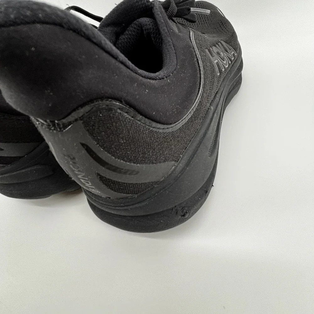 Hoka One One hoka one